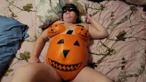 Halloween Pregnant Porn - Sexy pregnant pumpkin squirting on big cock - Free Porn Videos - YouPorn