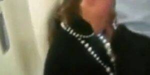 French Secretary Blowjob - French secretary with intensive blowjob and swallowing EMPFlix Porn Videos