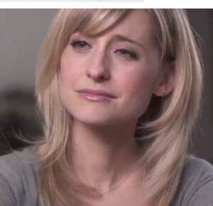 Allison Mack Porn - Expecting arrest, Allison Mack website shows adoration of sex cult leader  Raniere - Artvoice