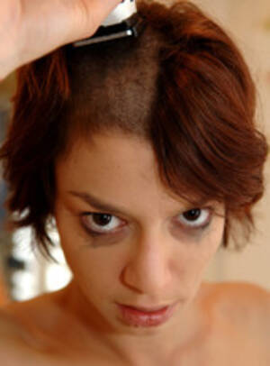 Eliska Cross Bald Porn - Pics of pornstar Eliska Cross showing her shaved head and giving head