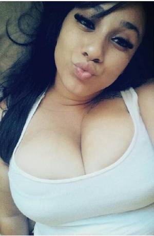 huge latina tits selfie - sexy amateur latina chick in selfie, big tits | to be Porn