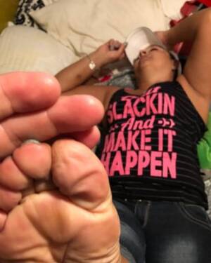 mature latina feet slut gallery - Exposed latina mature slut with fat ass and wrinkled feet Porn Pictures,  XXX Photos, Sex Images #3743151 - PICTOA