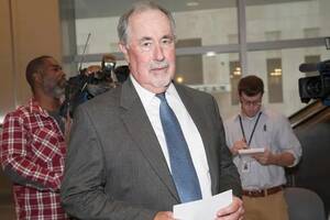 Alias Captions - Kane says Justice Eakin exchanged porn emails on state servers