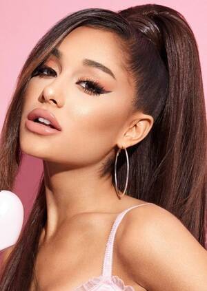 Ariana Grande Victoria Justice Lesbian - Ariana Grande Fan Casting