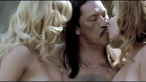 Hot Lesbian Threesome Lindsay Lohan - Lindsay Lohan - Machete - XVIDEOS.COM