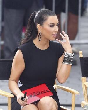 kim kardashian upskirt nude - Kim Kardashian upskirt on the set of Project Runway in NYC Porn Pictures,  XXX Photos, Sex Images #3239932 - PICTOA