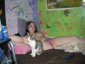 Cats Amateur Porn - Indifferent cats in amateur porn Tumblr Porn