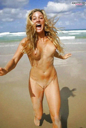 girlfriend nude beach voyeur - Nude beach voyeur of blonde naked girlfriend getting her picture taken by  surprise