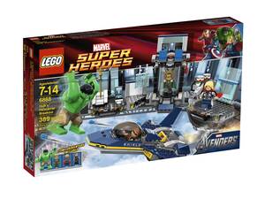 Lego Hulk Porn - Amazon.com: LEGO Hulk Helicarrier Breakout 6868 : Toys & Games