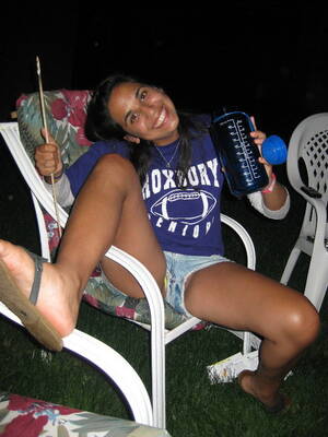 accidental facebook upskirt - Accidental Facebook Upskirt Images at Cindy's Sexy Pictures