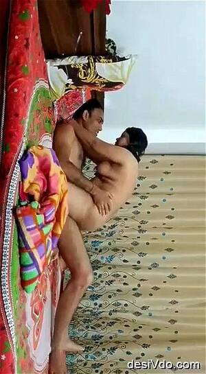 indian wife fucking husband - Watch Indian Wife fuck with husband's friend. Husband records - Fuck, Indian,  Cuckold Porn - SpankBang