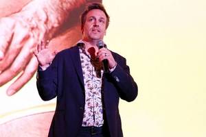 Blonde Milf Laura Mann Porn - Ben Odell John Bailey