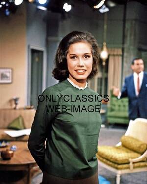 Mary Tyler Moore Xxx Videos - Amazon.com: Schneider Electric Sexy Beautiful Mary Tyler Moore The Dick Van  Dyke Television Show 8X10 Photo: Photographs