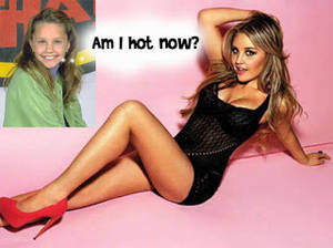 non nude teen self shot - Maxim February 2010 Amanda Bynes All That