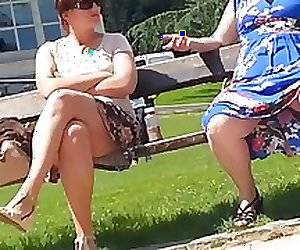 candid park upskirt - mature great upskirt in park