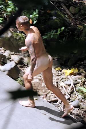 fat justin bieber nude ass - OMG, finally: The rest of the Justin Bieber Hawaii nudes - OMG.BLOG