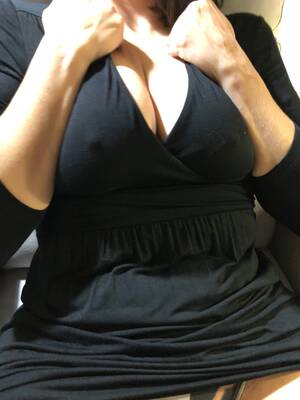 ebony boobs no bra - Black dress, no bra Porn Pic - EPORNER
