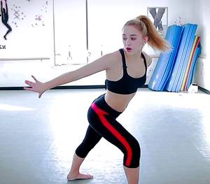 Dance Moms Chloe Lukasiak Pussy - Chloe Lukasiak 2015, mas sexy cada dia Â· Chloe LukasiakDance MomsDancing DanceProm