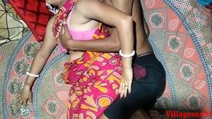 desi maal porn videos - Desi maal Ko gand pe chudai kiya bed pe with big dick k saath Porn Video -  Rexxx