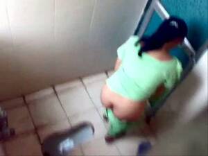 american girls toilet cam voyeur - 