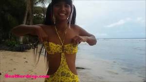 deep throat on the beach - Ameteur Tiny Thai Teen Heather Deep day at the beach gives deepthroat