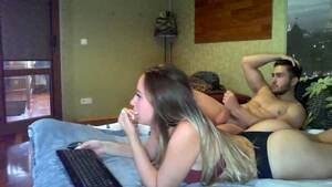 Homemade Swingers Threes - Guarda solo video porno in HD su dispositivi mobili - Homemade Threesome  With Some Freaky Swingers - - TubeOn.com