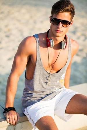 Men Beach - Kevin Rettinger Summer/Beach look