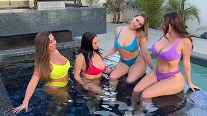 brunette lesbian threesome pool - Lesbian threesome in the swimming pool