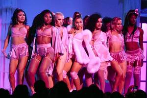 Ariana Grande Real Sextape Porn - Billie Eilish isn't in that sex tape going around