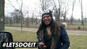 black anal public - BUMSBUS - JOSY BLACK GRAN CULO ALEMÃN Ã‰BANO FOLLADA ANAL PÃšBLICA HARDCORE -  LETSDOEIT - Pornhub.com