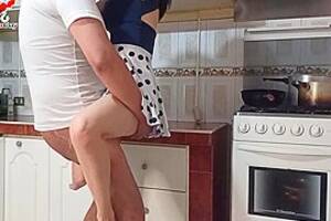 Girlfriend Kitchen Porn - Sex In The Kitchen With My Girlfriend, leaked Voyeur xxx video (Apr 22,  2023)