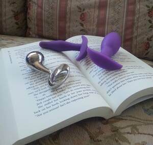 gangbang fanfic - Fanfiction Roundup: Gangbangs | Annamarie in the Middle