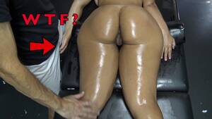 chubby girl fondling - Brazilian Milf with Fat Ass Groping Masseur's Dick - XNXX.COM