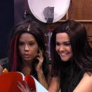 Maia Mitchell And Debby Ryan Porn - Jessie\