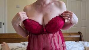 Big Tits In Nightie - After a nice long blowjob I received a big load of cum in my mouth. Wearing  a sexy babydoll nightie and exposing my tits watch online