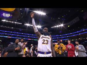 Lebron James Porn - LeBron James becomes first NBA player to score 40,000 points - Los Angeles  Times