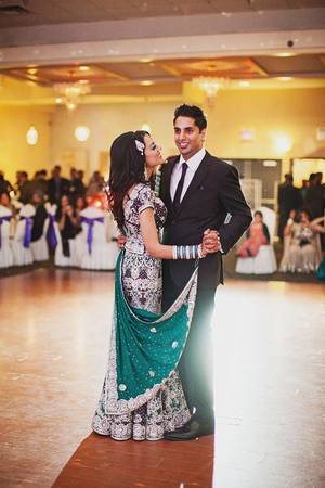 lovely indian couple nude - Indian Wedding Reception- The colour is gorgeous!
