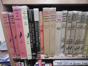 Comic Boy Porn - Time for a bit of shelf porn methinks - hope you can see stuff ok, happy to  answer any questions about particular books etc.