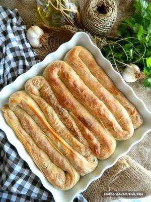 Croatian Cuisine - Bakina pita sa katmer korama - mignonne #croatian #food #recipes  www.casademar