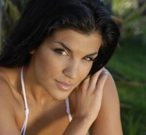 Iranian Pornstar - Rising music career of Iranian born Norwegian porn star Sharareh Aylar Lie  - kodoom.com - Kodoom