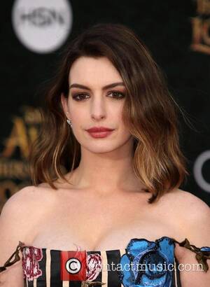 Anne Hathaway Porn Gallery - Anne Hathaway | Biography, News, Photos and Videos | Page 4 |  Contactmusic.com