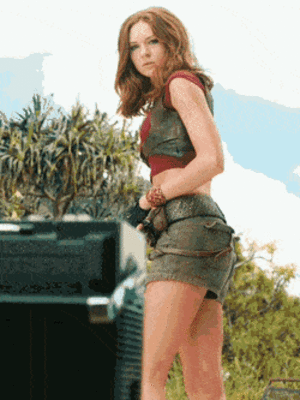 Karen Gillan Bondage Porn - Karen Gillan - Jumanji: Welcome to the Jungle (2017) :  r/InlovewithKarengillan