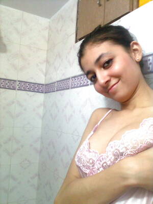 desi sweet nude - Very Cute Desi Girl Nude in Bathroom (28 pictures) - Shooshtime