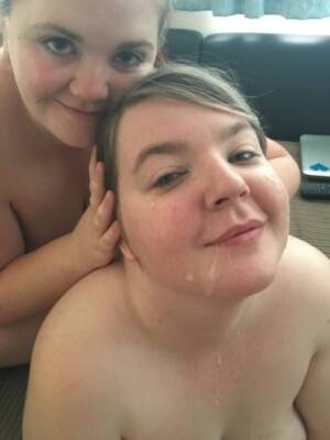 Amateur Messy Facial Porn - OC] Red showing off Blues messy morning facial Foto Porno - EPORNER