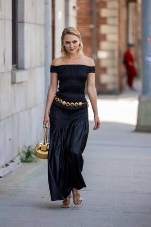 Annasophia Robb Porn Black - Anna-Sophia Robb : r/CelebrityShorties