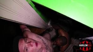 Hot Gay Men Giving Blowjobs - Sexy white guy gives me his load gay porn video on Harlemsex