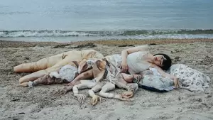 door spy nude beach - The Female Gaze The Contemporary Artists Who... | Culture Trip