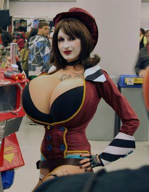 Big Tits At Cosplay Convention - Borderlands cosplay