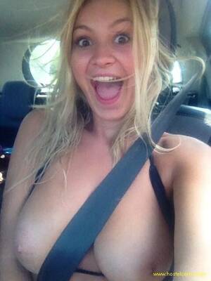 accidental webcam flash boobs - boob flash Porn Pic - EPORNER