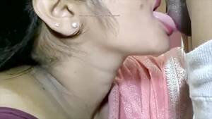 Indian Pussy Blowjob - horny indian mummy enjoys blowjob & jism in her pussy: porno - anybunny.com